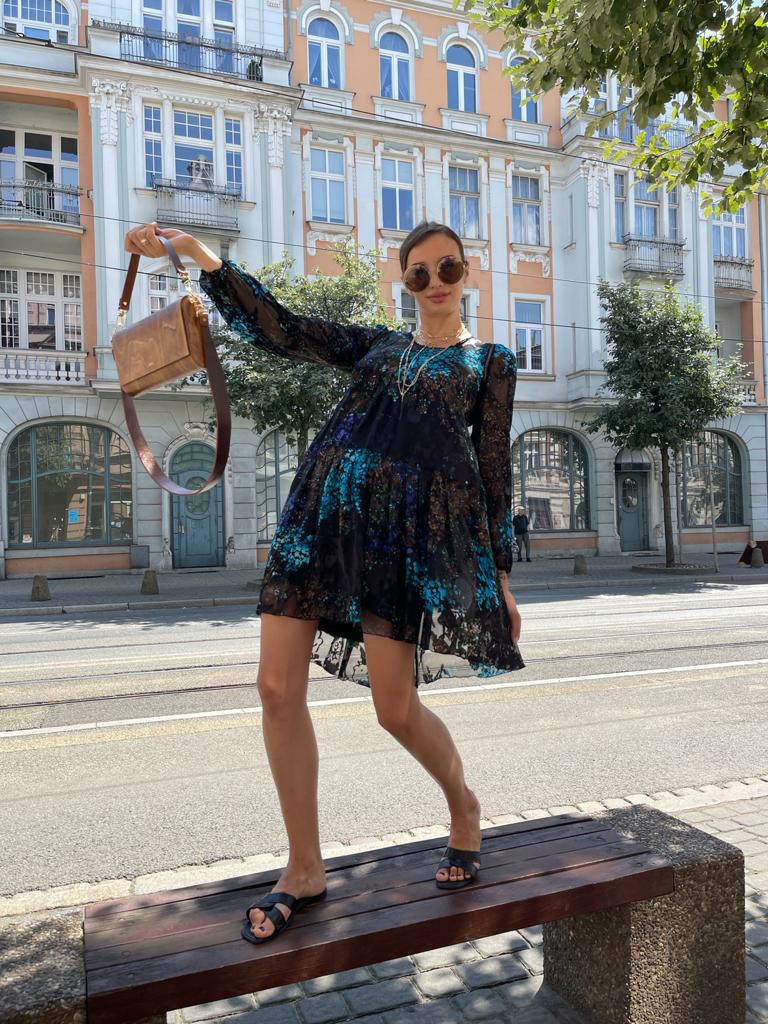 suknia-beate-heymann-czarna wieczorowa elegancka modowa wyjściowa butik luisa bydgoszcz