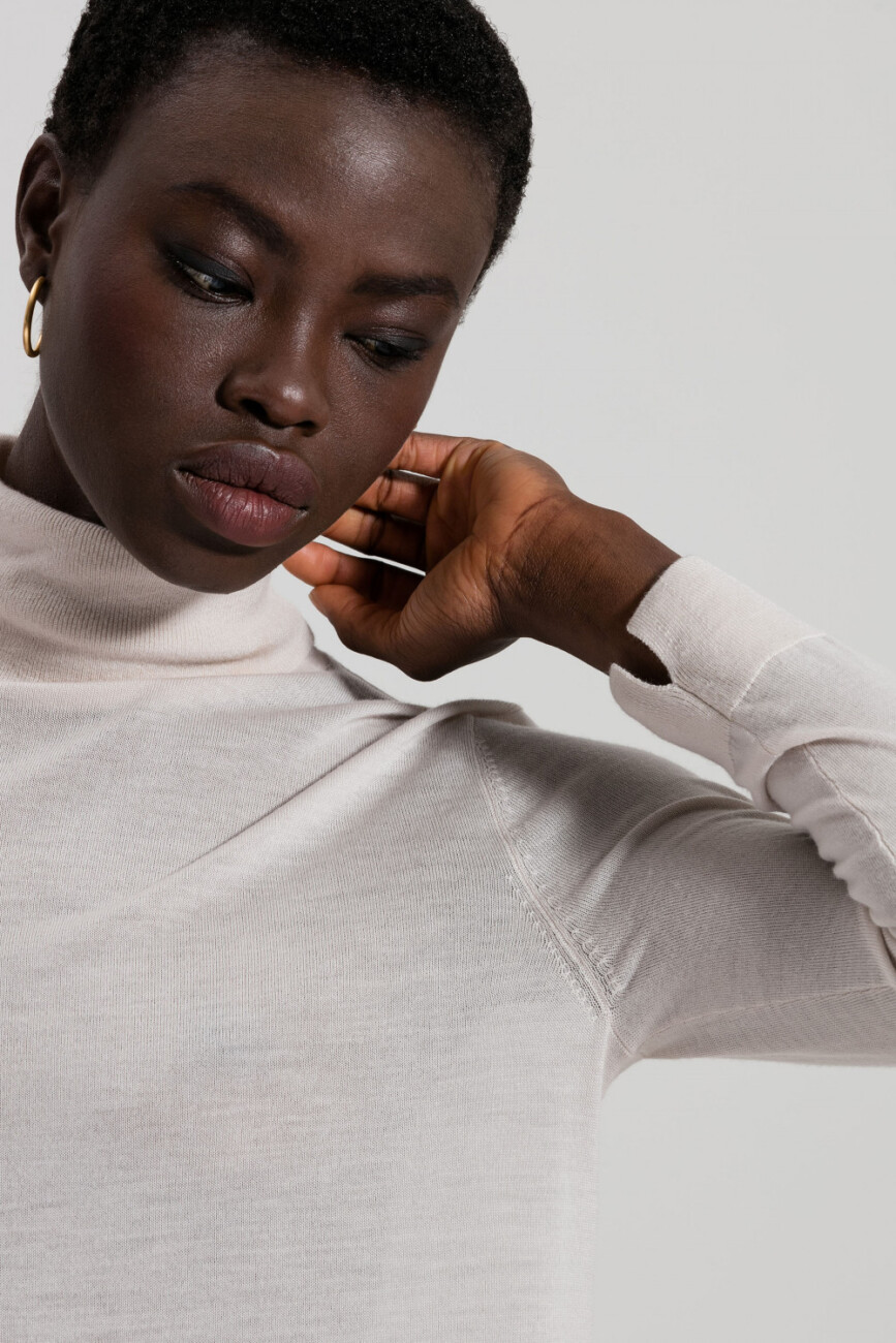 sweter-luisa-cerano golf panna cotta wełniany miły przyjemny butik luisa bysgoszcz