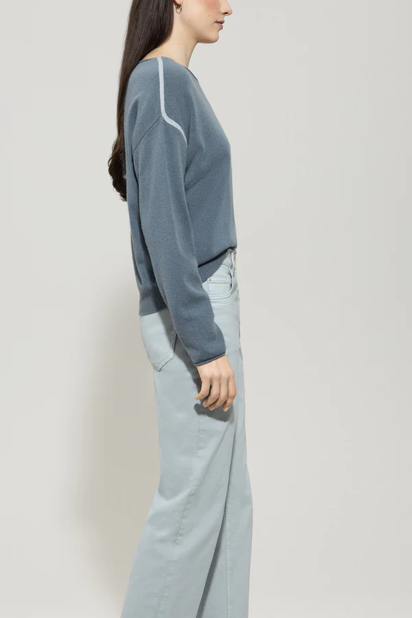 sweter z mieszanki kaszmiru dekolt blue