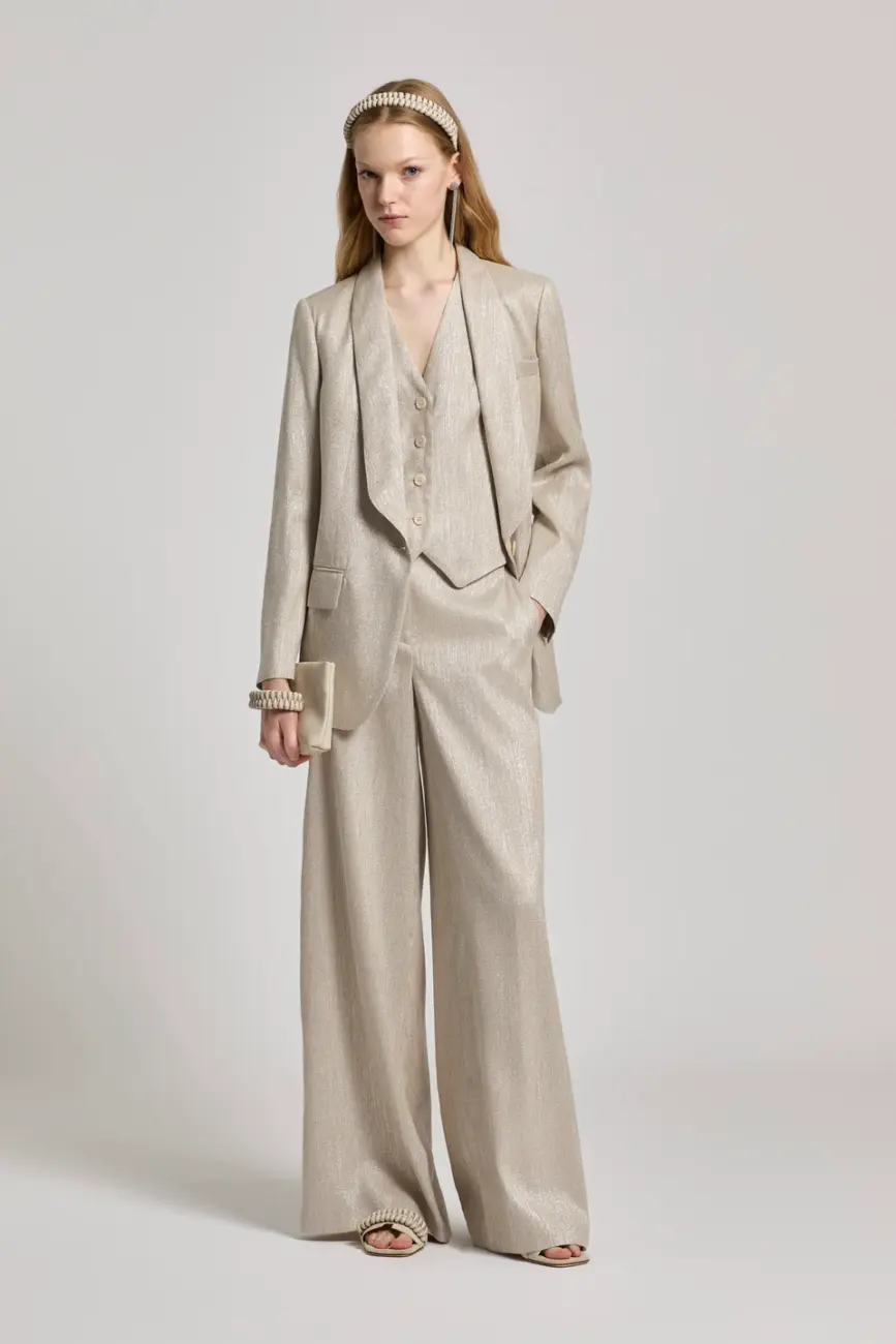 marynarka-peserico-elegancka-luksusowa-modowa-smokingowa-świecąca-butik-luisa-bydgoszcz