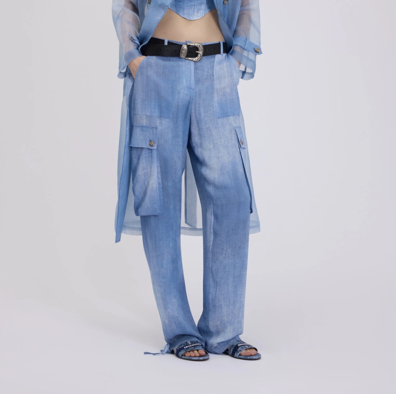 spodnie-ermanno-cargo-cieńkie-luźne-modowe-ściągacz-butik-luisa-bydgoszcz