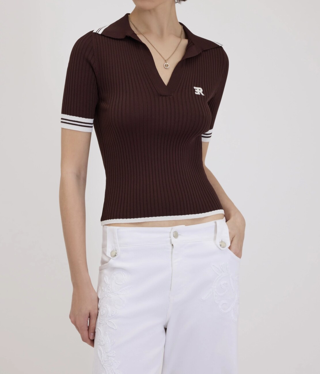 bluzka-ermanno-dopasowana-brązowa-prążki-dekold-modowa-butik-luisa-bydgoszcz