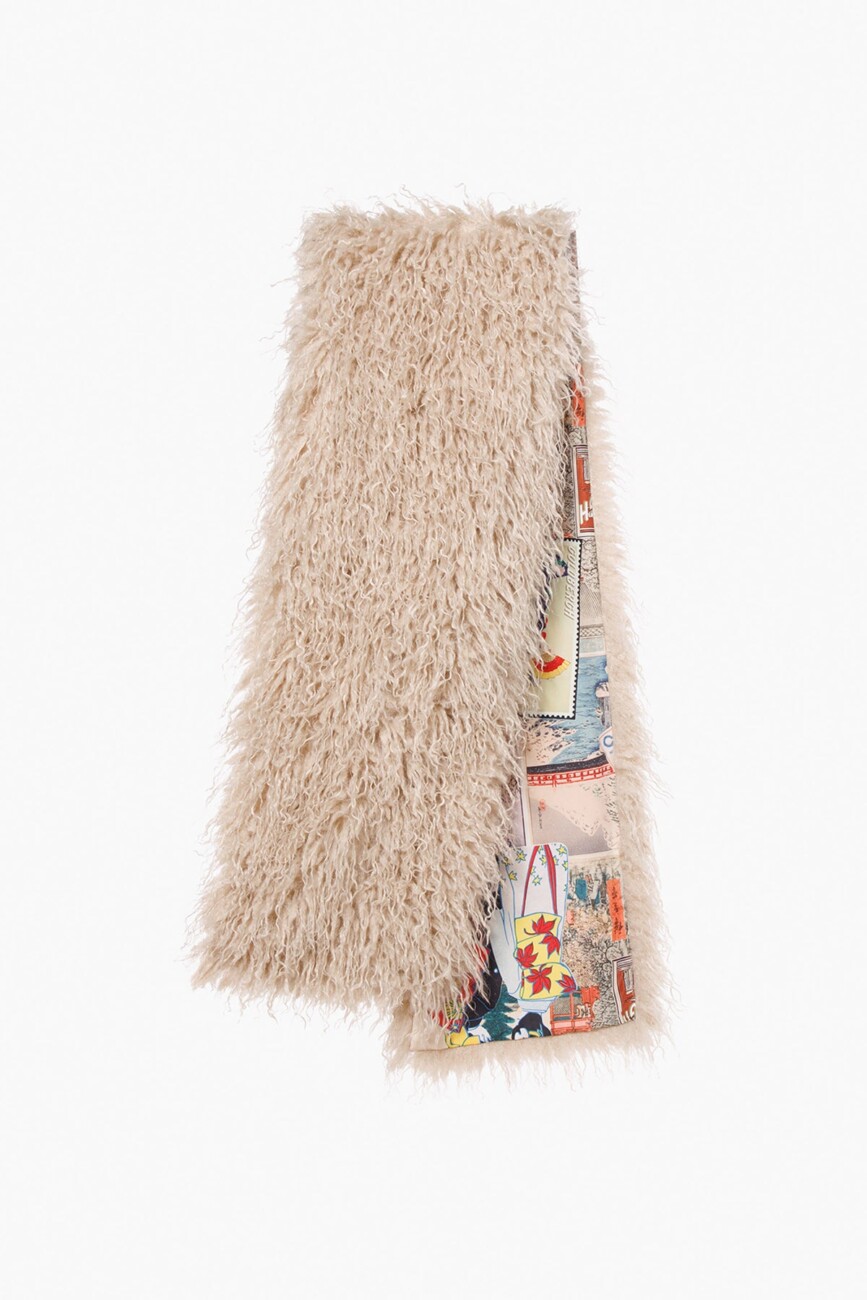 szal-goldbergh-futerko-lama-premium-modowy-oversize-luksusowy-butik-luisa-bydgoszcz